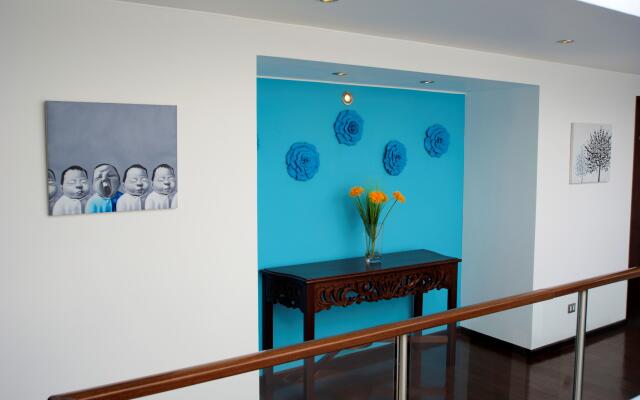 Mint Hotel