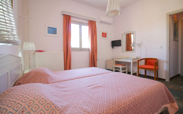 Home with View of Agios Ioannis in Tinos