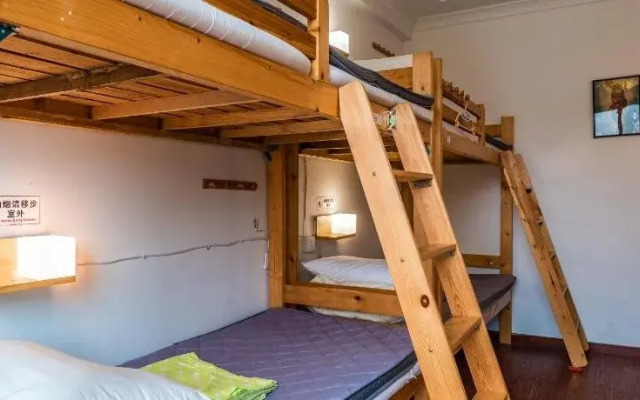 Zhoushan Donghai Hostel
