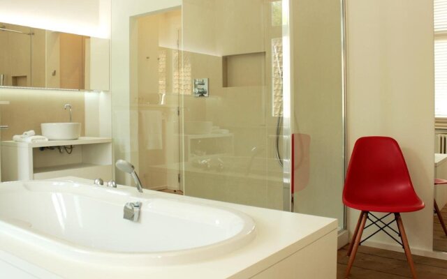 B&B Alphabet - Luxury Guesthouse and Art Gallery