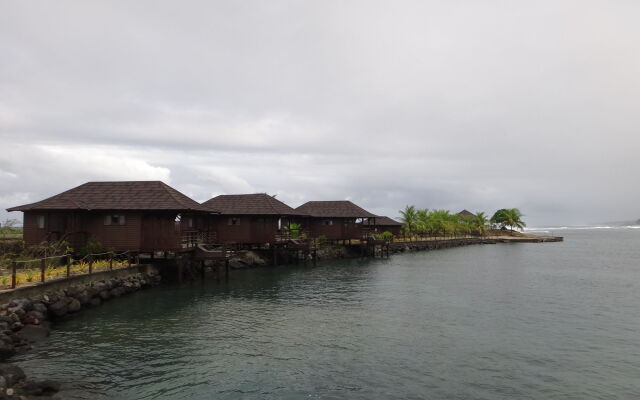 Aga Reef Resort and Spa