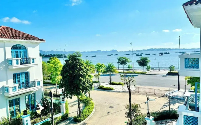 Phoenix Villas Sun Ha Long