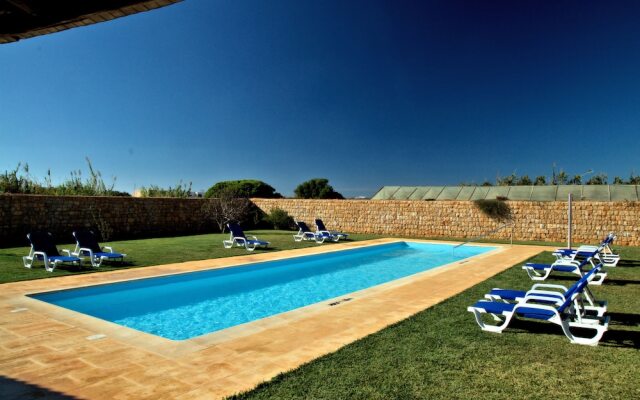 Tonel Apartments