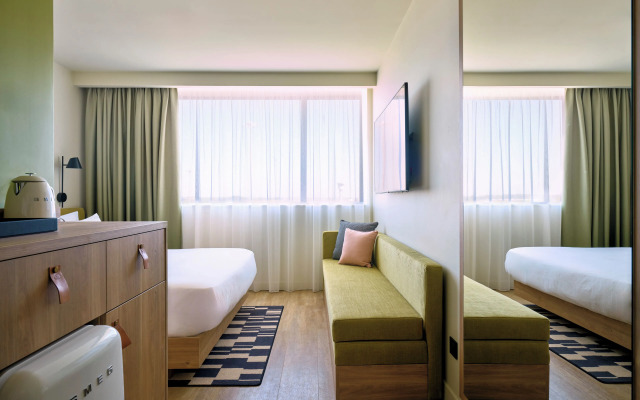 Hampton by Hilton Lyon Airport