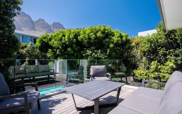 Spacious Holiday Villa w Private Pool Garden Serein