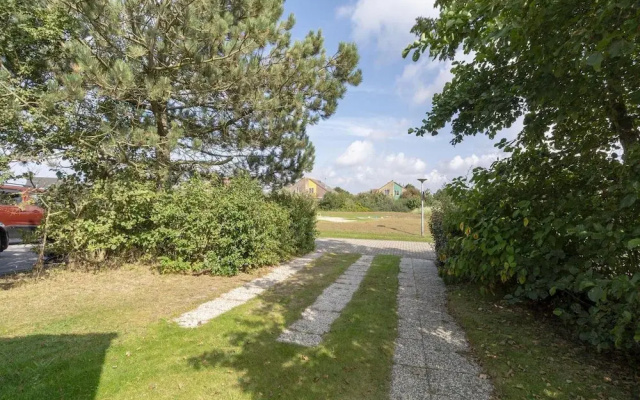 Villa in Julianadorp Near Sandy Beach