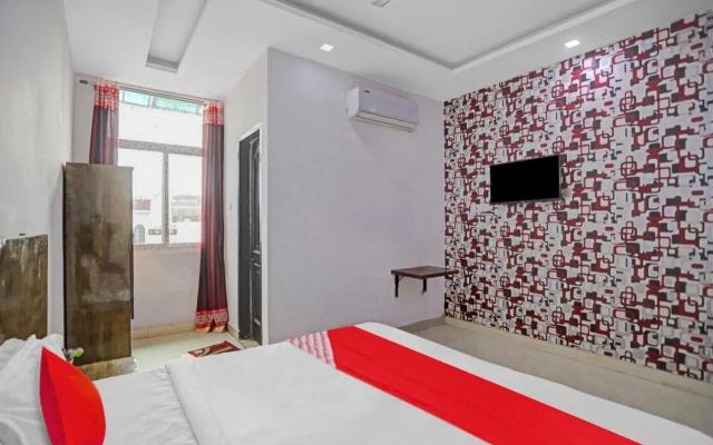 Oyo Flagship 805597 Shri Nanadan Palace