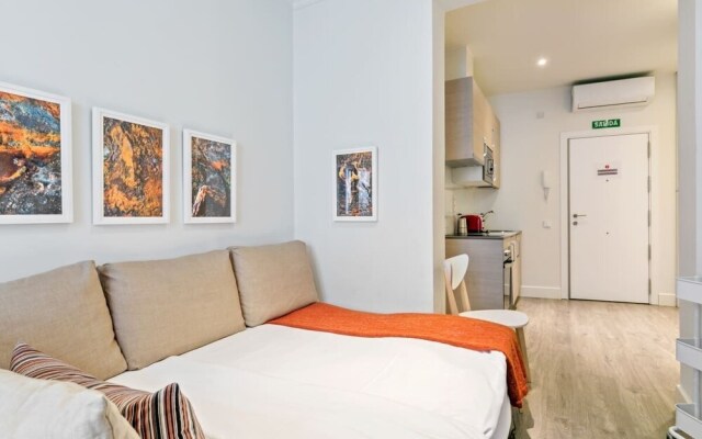 Bright Cosy One-Bedroom Apartment in Centro, Madrid