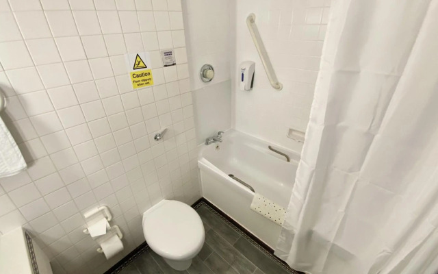 Europa Gatwick Hotel & Spa