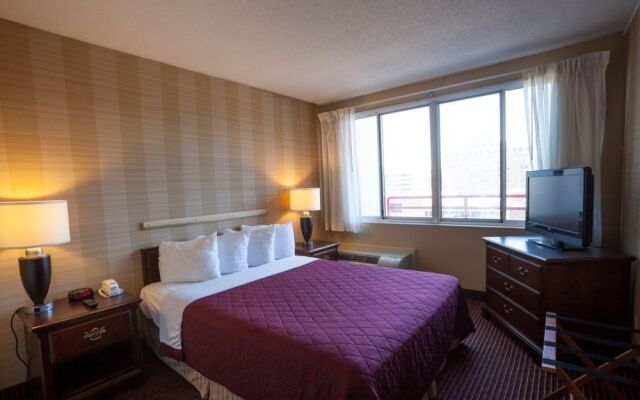 Garfield Suites Hotel
