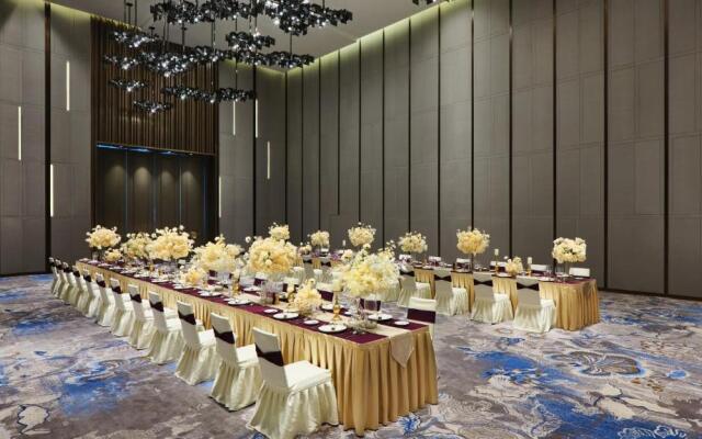 Crowne Plaza Wuhan Development Zone by IHG