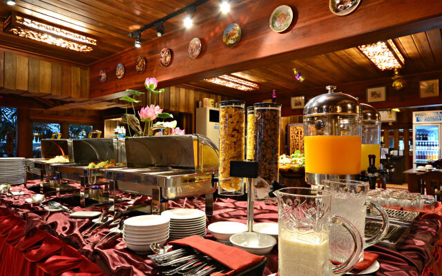 True Siam Phayathai Hotel