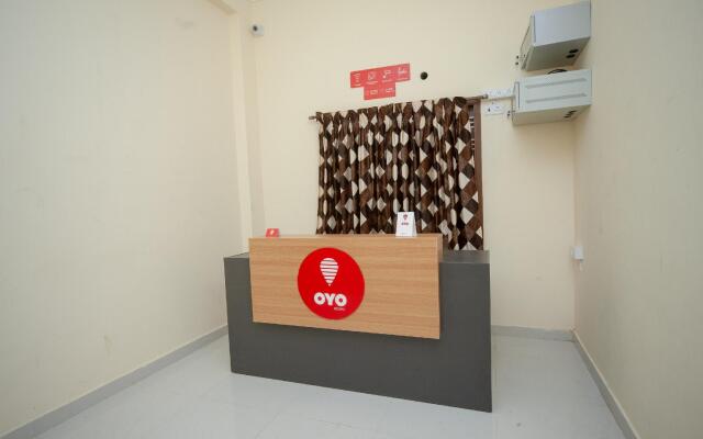 OYO 79252 INN34 Porur