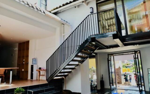 Pu zhe hei he mu Xiao Zhu min su