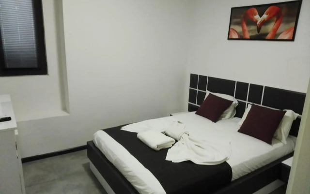 Wb Weekend Otel