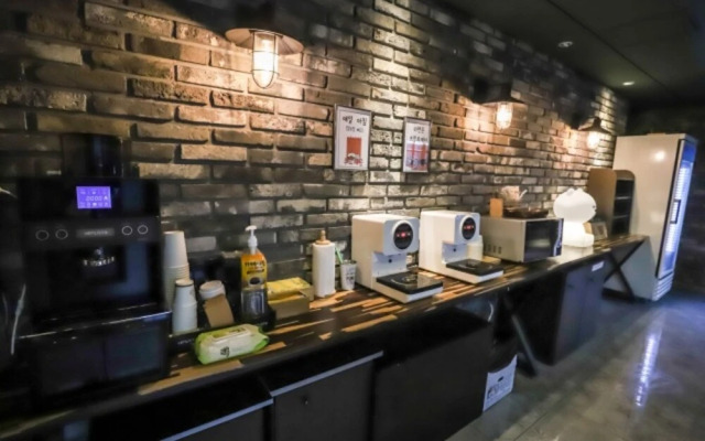Yongin Avenue Hotel