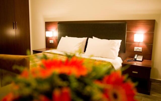 Onira Boutique Hotel