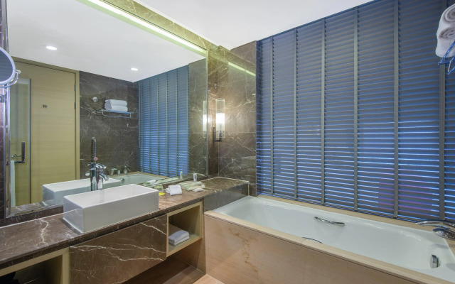 Holiday Inn Shanghai Songjiang by IHG