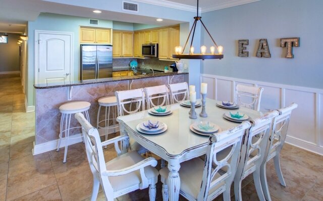 Azure 212 4 Bedroom Condo