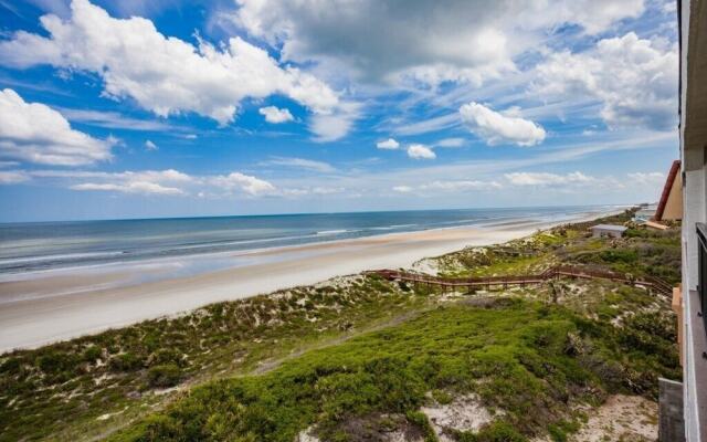Windjammer Oceanfront Condominiums