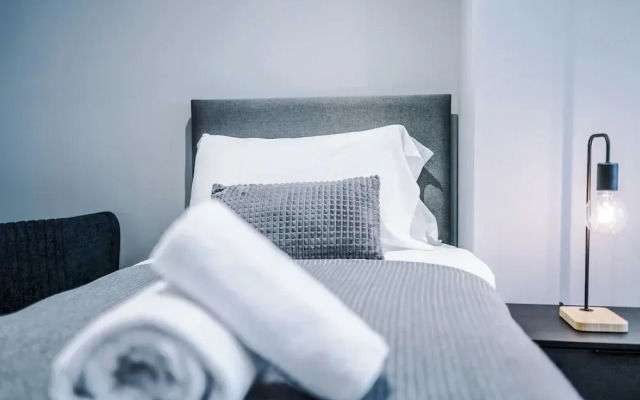 Hilltop Serviced Apartments-Sheffield