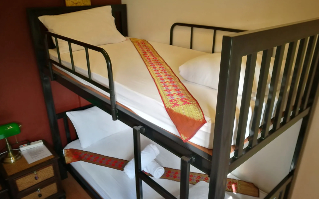 Ashi Hostel