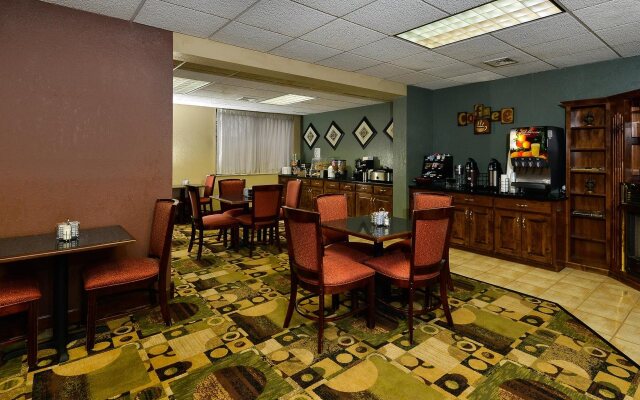 Quality Inn Knoxville
