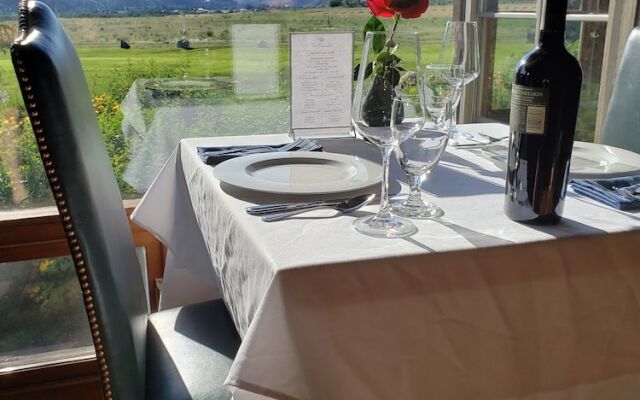 Casia Lodge and Ranch