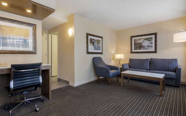 Best Western Premier Chateau Granville Hotel & Suites & Conf. Centre