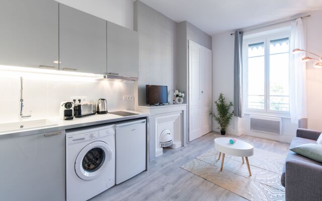 Renting Lyon Pirard