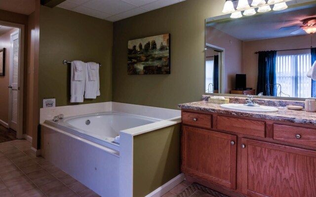 Whispering Pines 224