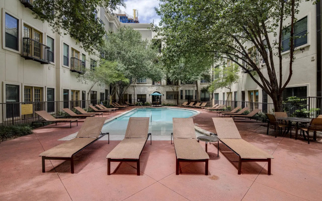 Downtown District by Yourent Austin