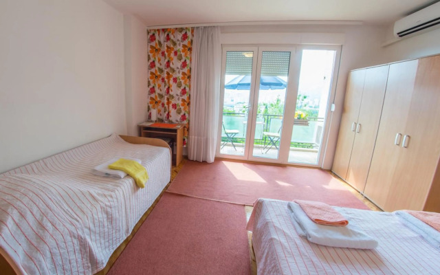 Rooms Agava