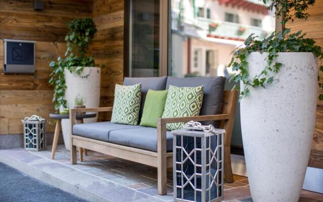 TWO TIMEZ - Boutique Hotel