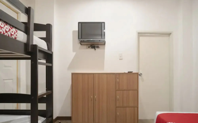 Vines Ape Nap Hostel by OYO Rooms