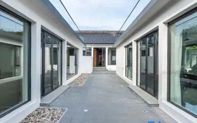 QiYuan Mountain Suites