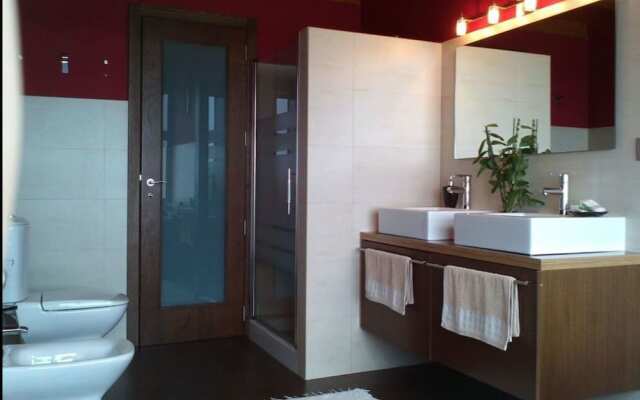 A Coruna 102253 3 Bedroom Holiday home By Mo Rentals
