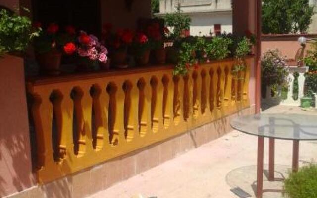 Bed And Breakfast Gherghina