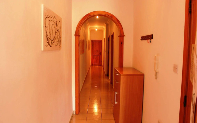 Spinola Bay Apartment by Getaways Malta
