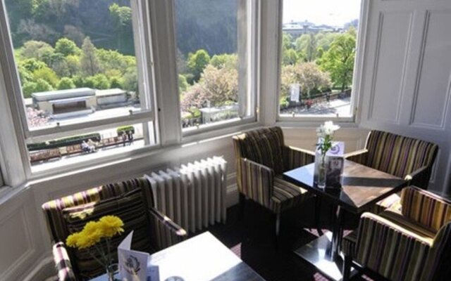 100 Princes Street