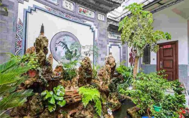 Tingfeng Courtyard Inn