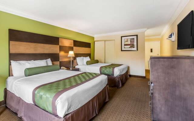 Rodeway Inn & Suites Canyon Lake-Menifee West