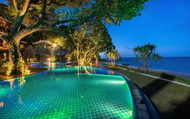Nirvana  Beach Resort