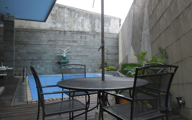 Andelir Hotel