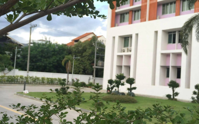 Green Nimman CMU Residence @UNISERV CMU