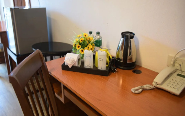 V Residence Chiangmai Hotel