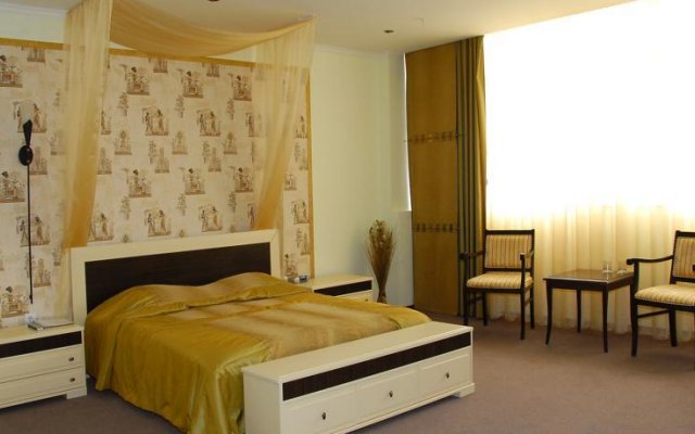 Hotel Kovcheg