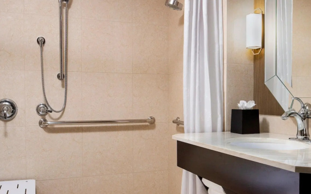 Sheraton McKinney Hotel