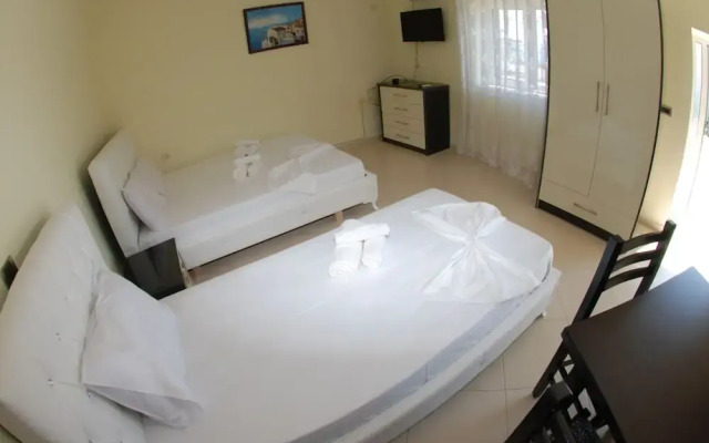 Rama Apartments