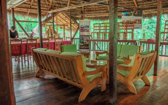 Caiman Lodge